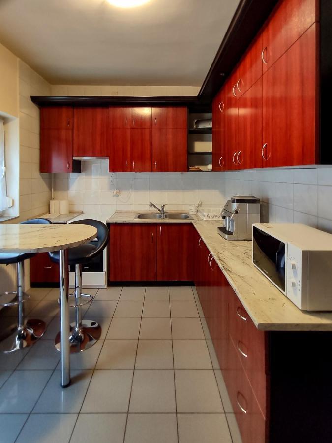 Afrodite Apartmanhaz Eger Eksteriør billede